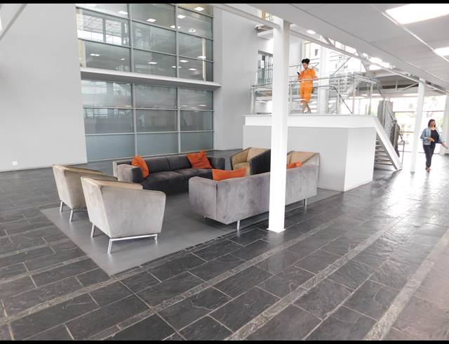314M² OFFICE TO LET IN ILLOVO